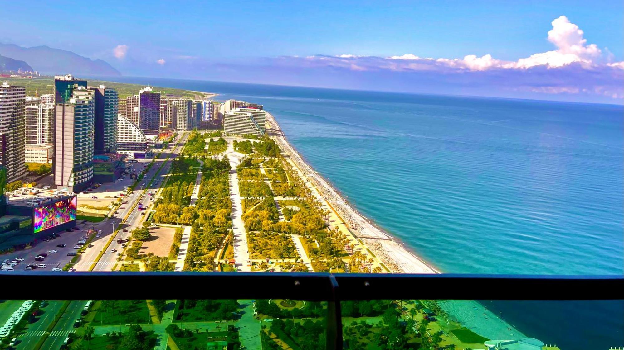 Marvella Hotel Orbi Beach Tower Batumi Exteriör bild