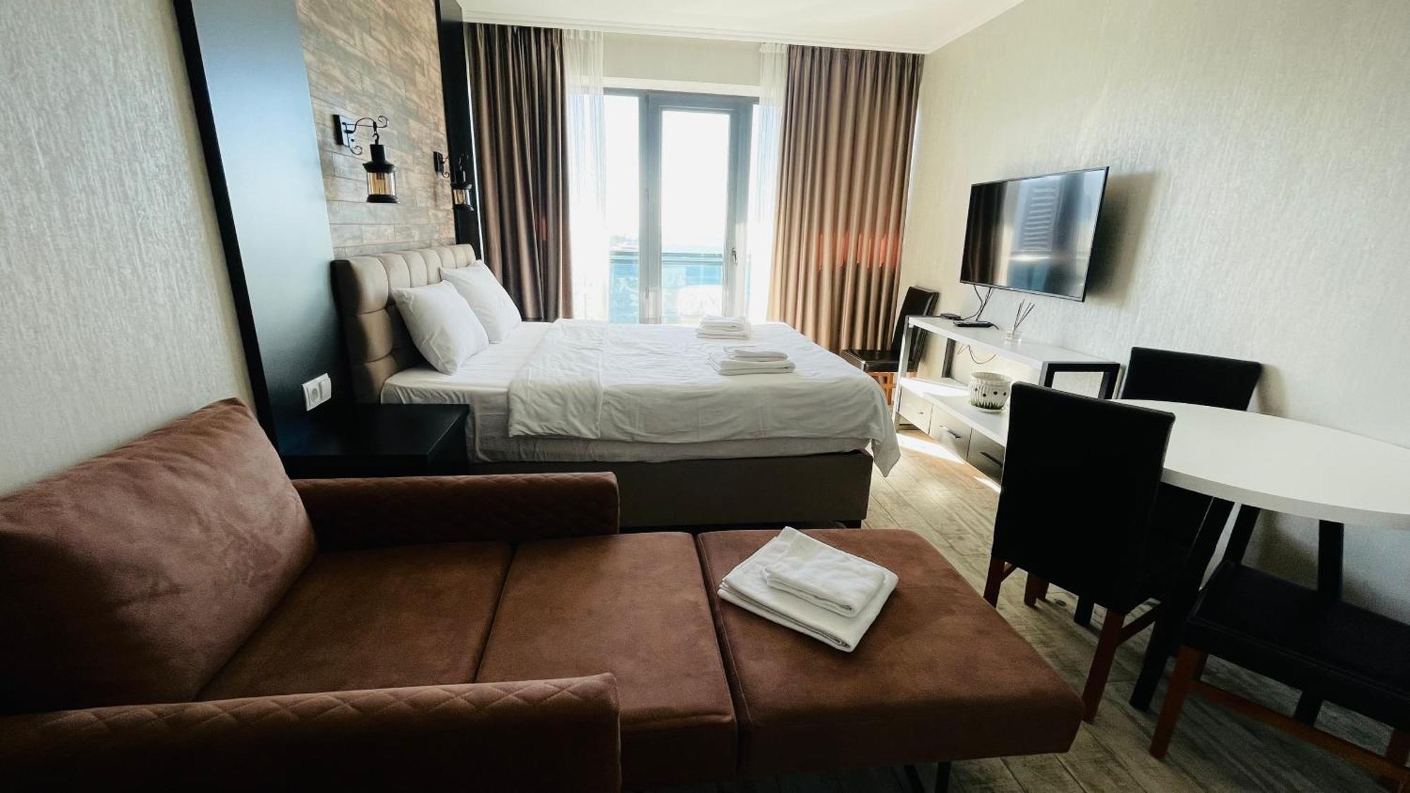 Marvella Hotel Orbi Beach Tower Batumi Exteriör bild