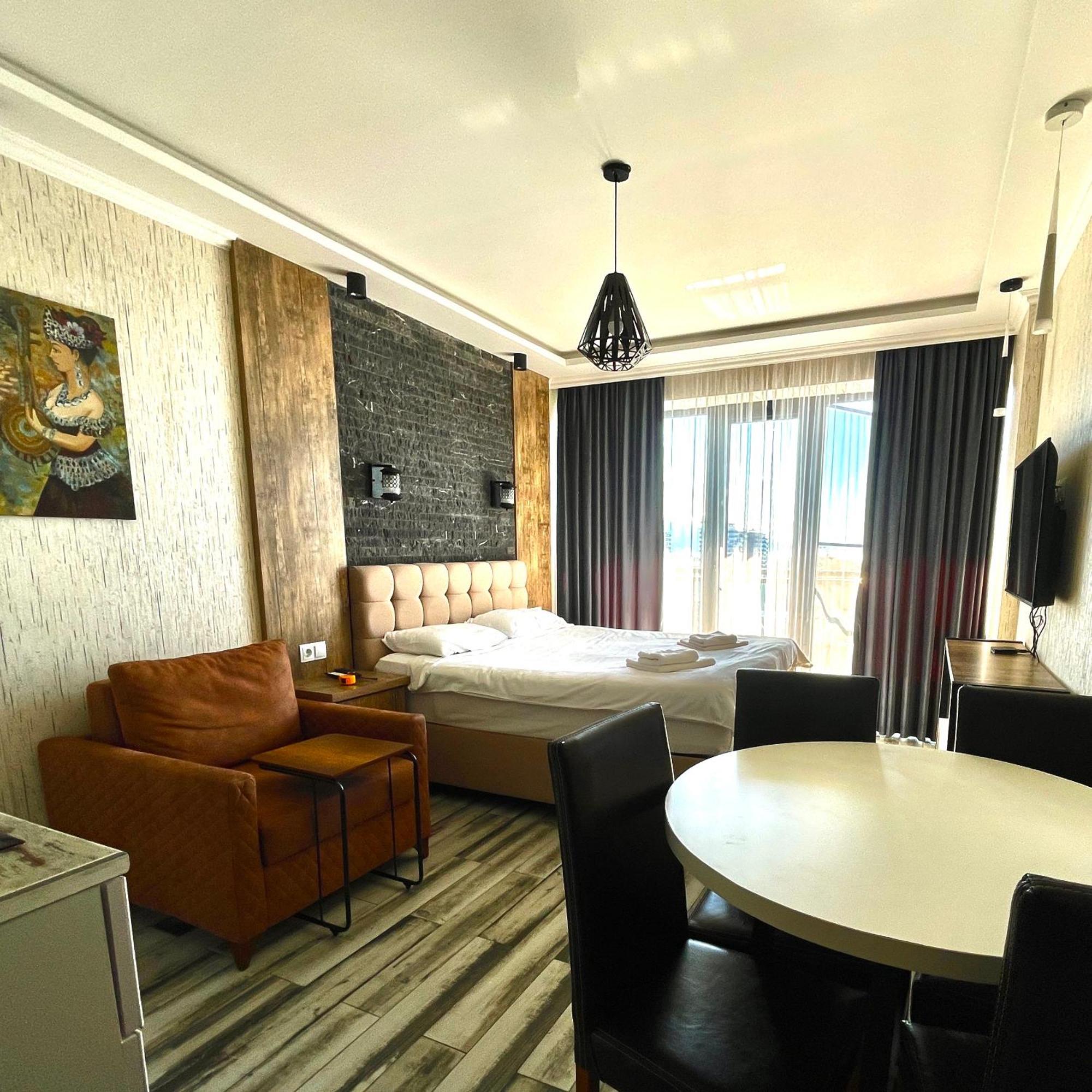 Marvella Hotel Orbi Beach Tower Batumi Exteriör bild